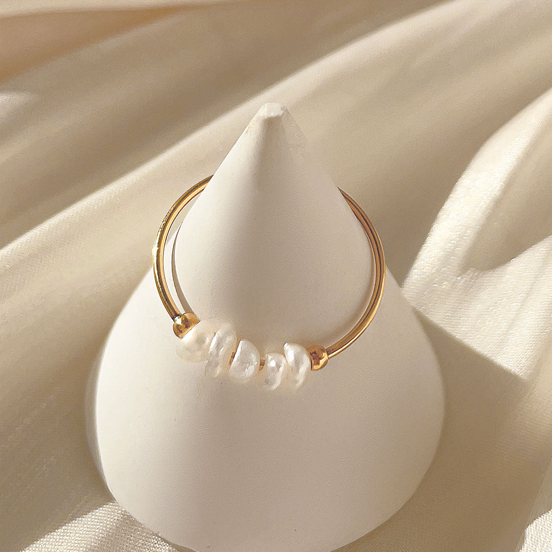 Isla Pearl Bangle 4