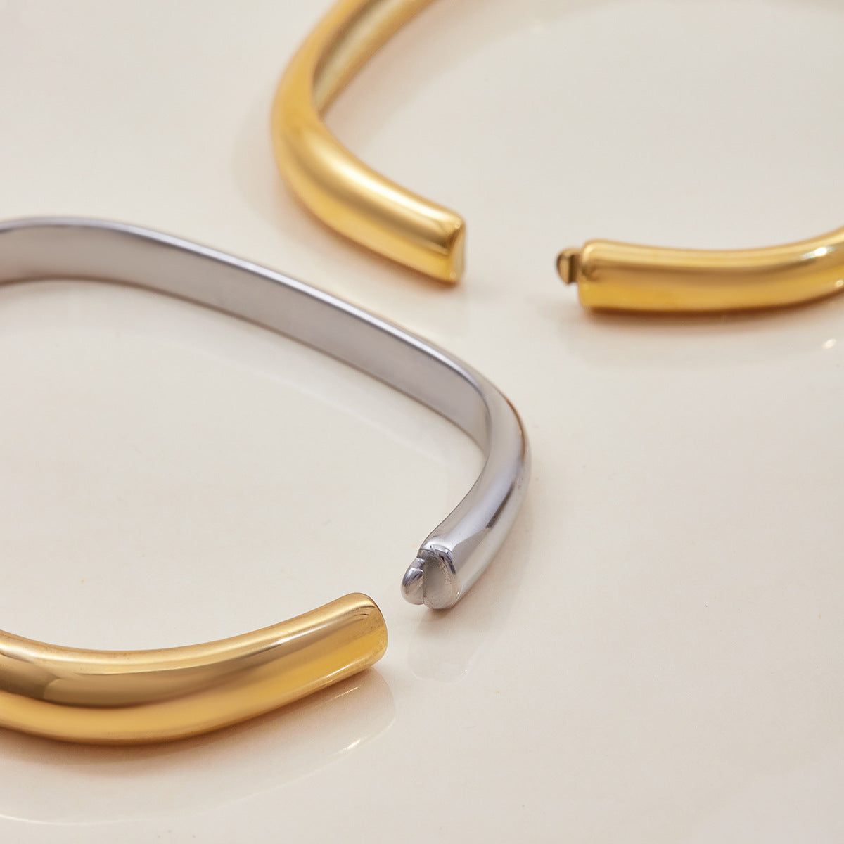Oval Cuff Bracelet 8