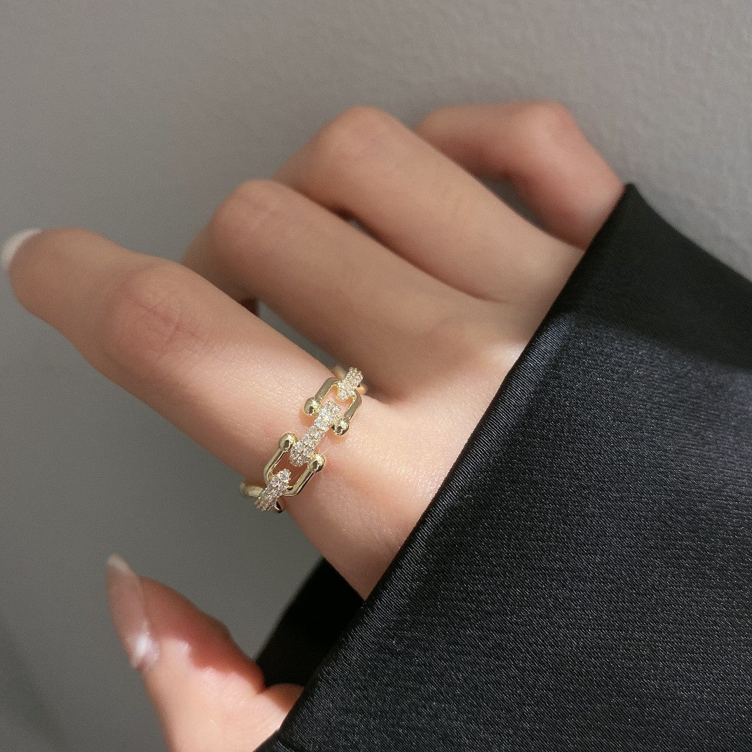 Cleo Link Ring 4
