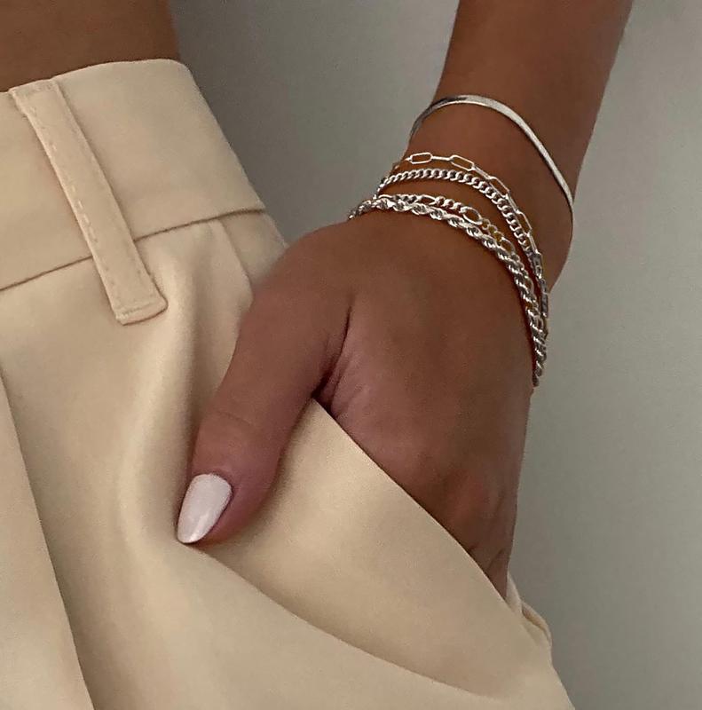 Classic 5-Piece Bracelet Set 4