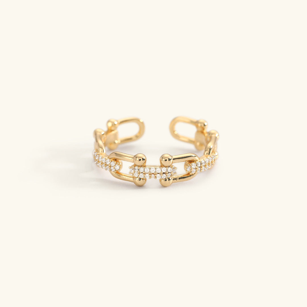 Cleo Link Ring