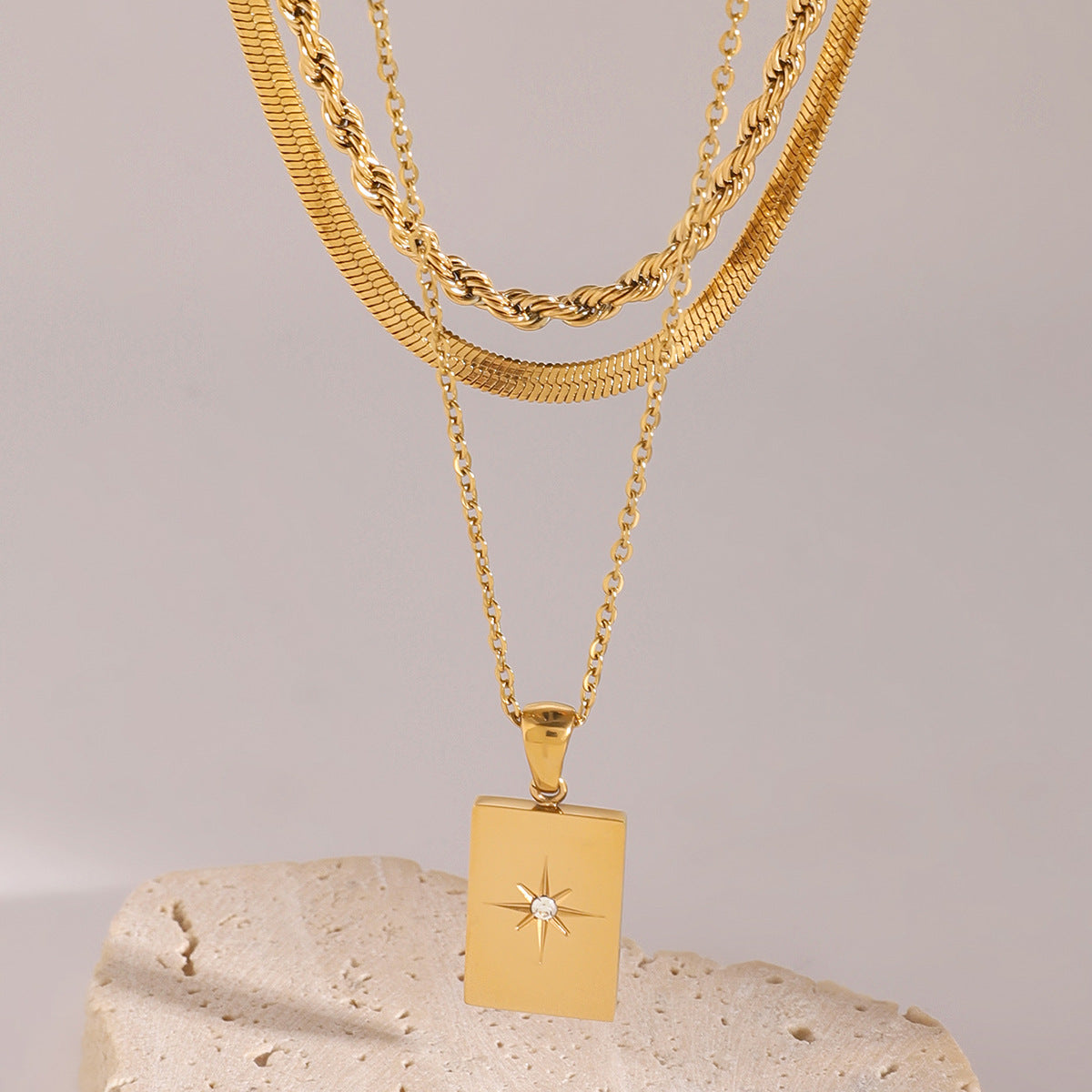 Nova Layered Chain Set