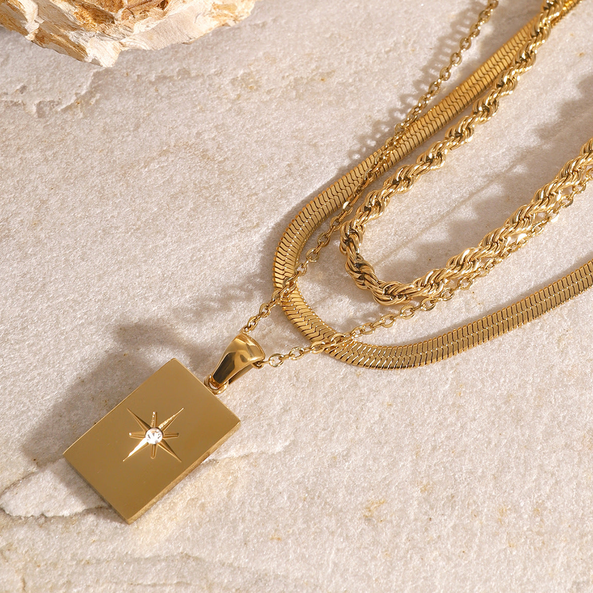 Nova Layered Chain Set 4